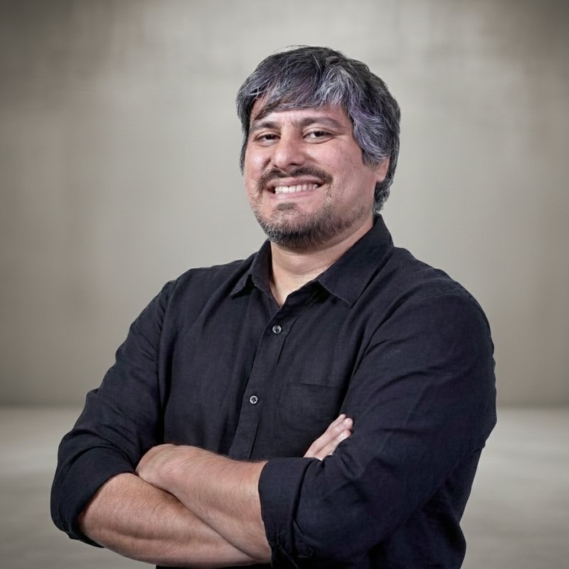 Retrato de Sebastian Sandoval, COO & Co-Founder de Cofiacore